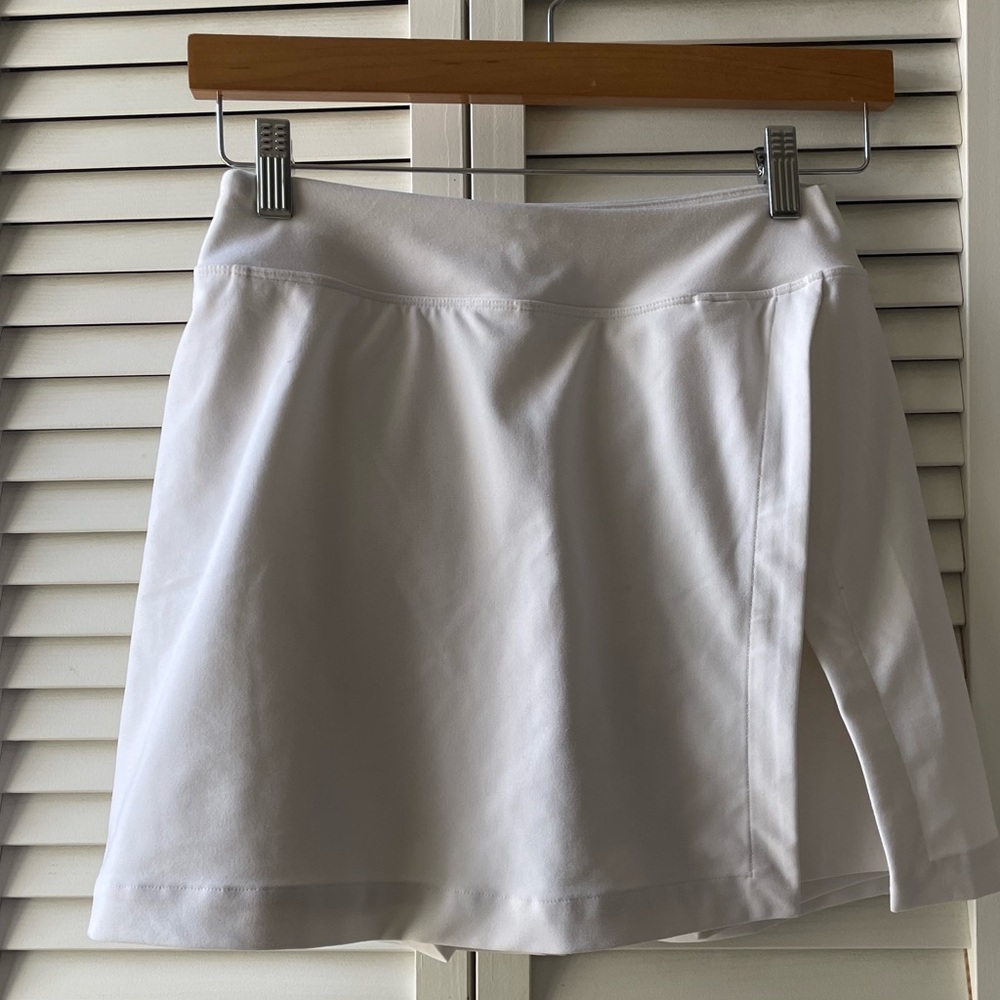 Outdoor voices tennis skort